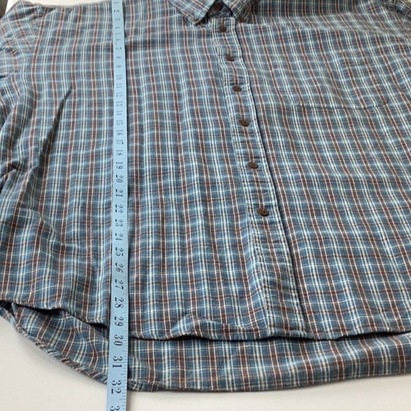 J. Crew Men’s Size X-Large Plaid Buttons Down Shirt. - Picture 7 of 10